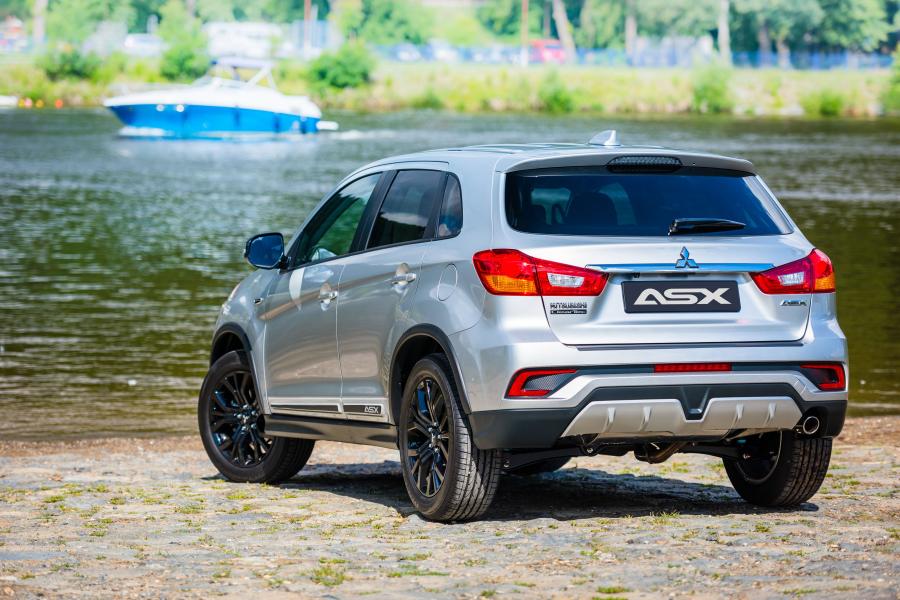  Mitsubishi ASX Black Edition 2018 года  (фото 6 из 6)